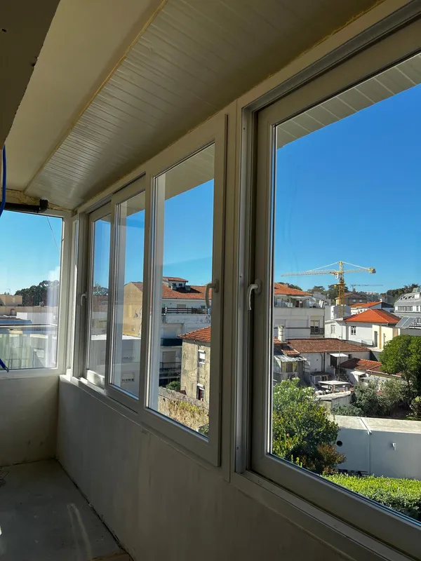 Janelas PVC — envidraçamento interior varanda